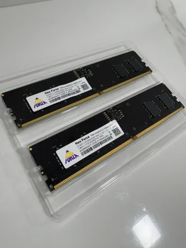 16GB DDR5 4800MTs (2x8)