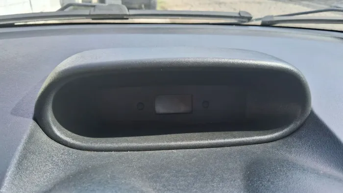 Moldura do computador de bordo do citroen C3 original.