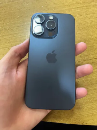 IPhone 15 pro 256g