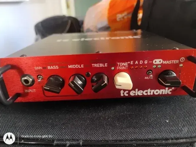 Cabeçote Transistor TC Electronic Bh250 250W Baixo Vermelho Parcele sem juros Garantia da