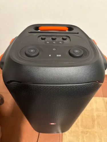 caixa Jbl 710