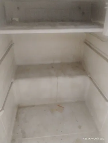 Frigobar pequeno