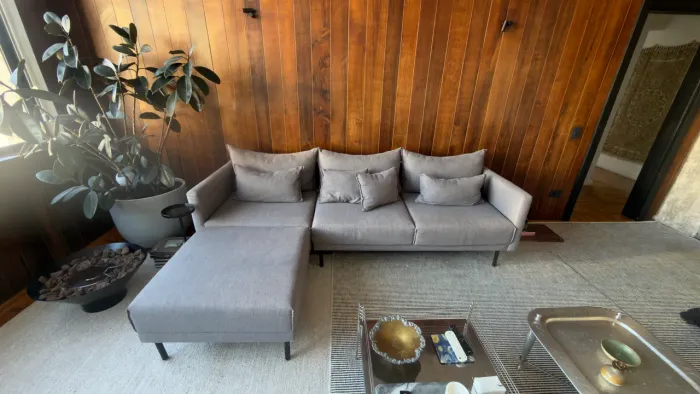 Sofá 260cm em Linho Cinza com Chaise