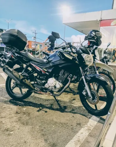 Vendo moto factor 150 ED