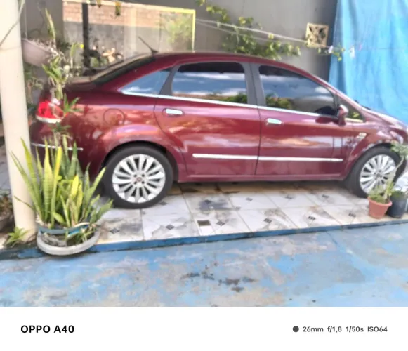 Fiat Linea Absolute 1.9/1.8 Flex Dualogic 4P 2010