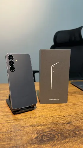 Samsung Galaxy S25 FE Preto Impecável Completo com Garantia