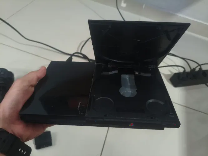 PS2 slim com defeito, com controle original