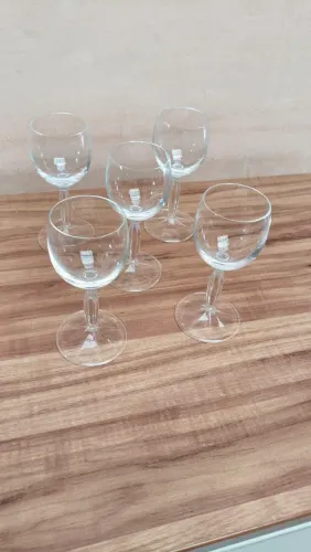 5 Taças vinhos de Cristal