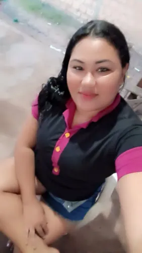 Eu estou a procura de um emprego doméstica ou de babá ou cuidadora de idoso 