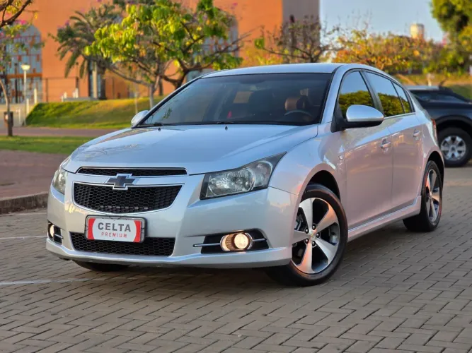 Chevrolet Cruze HB Sport LT 1.8 16V Flexp. 5P AUT 2014