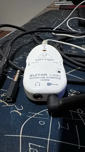 Interface Guitar Link Ucg102 Behringer Guitarra Conexão Usb