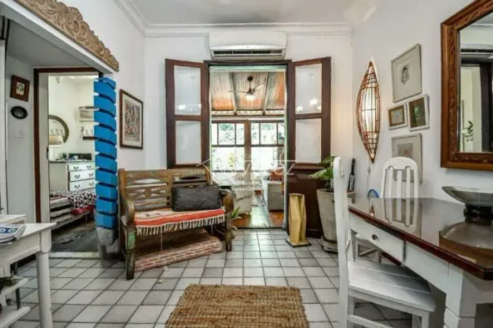 Apartamento - / Residencial / Santa Teresa