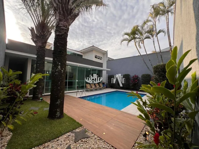 Casa com 4 quartos à venda, 343 m² por R$ 2.850.000 - Terras de Santana II - Londrina/PR