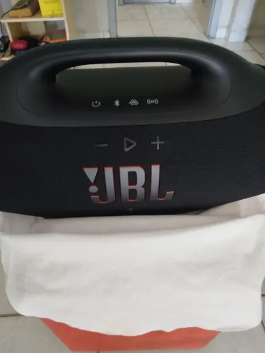 Caixa boombox 4