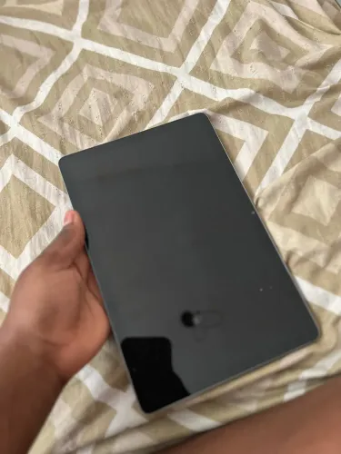 Vendo tablet Lenovo m10