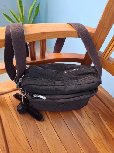 Bolsa Kipling Abanu M preta Linda Ótimo Estado!