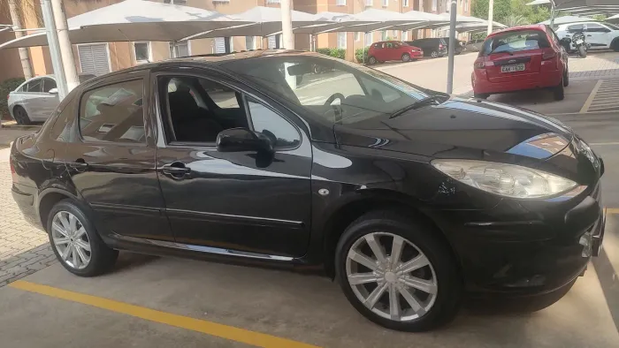 Peugeot 307 Sed. Presence 1.6 Flex 16V 4P 2010