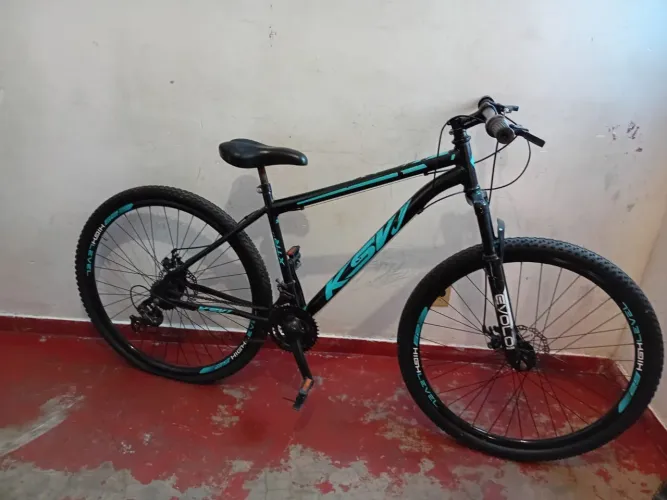 Bicicleta [KSVJ] Aro 29  Conservada.