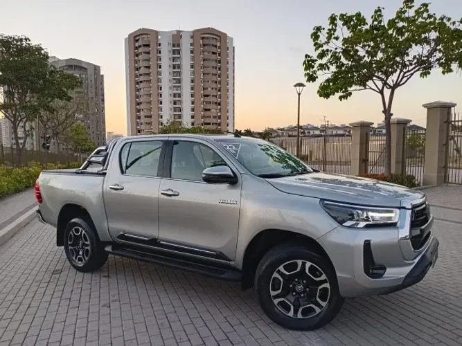 Toyota Hilux CD SRX 4X4 2.8 TDI 16V Diesel Aut. 2022