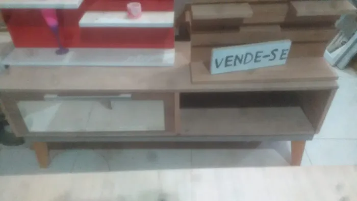 VENDO RACK CONSERVADO E BARATO R$ 250 TEM CONVERSA NO VALOR