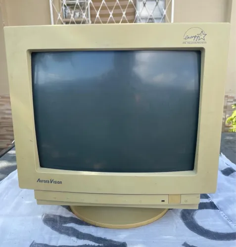 Monitor CRT Aurora Vision SM483C 14 Polegadas.
