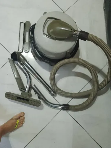 Aspirador completo impecável pronto pra uso