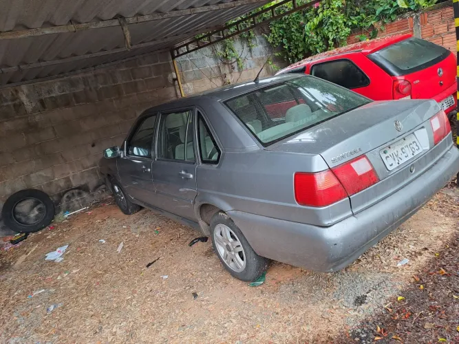 Volkswagen Santana 1.8 MI (álcool) 2003