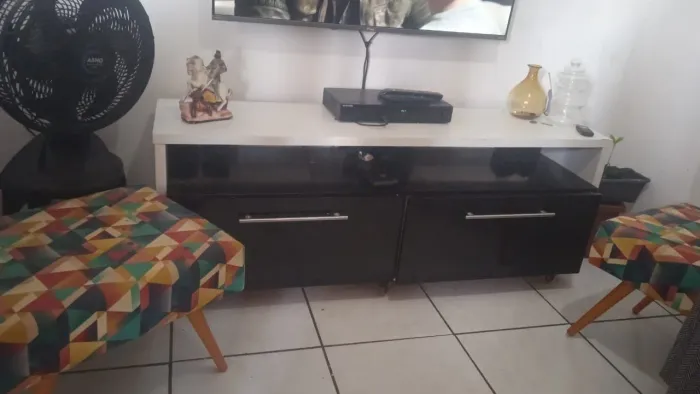 Rack madeira Preto