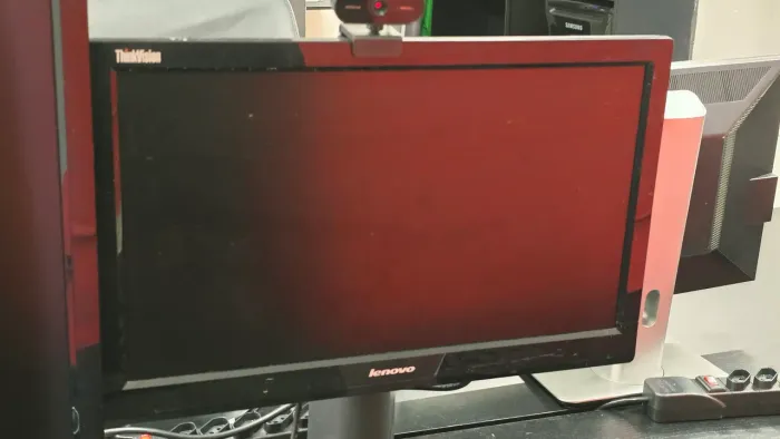 Monitor Lenovo LED 20 polegadas