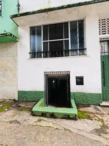 Ponto Comercial, 90m² em Nazaré