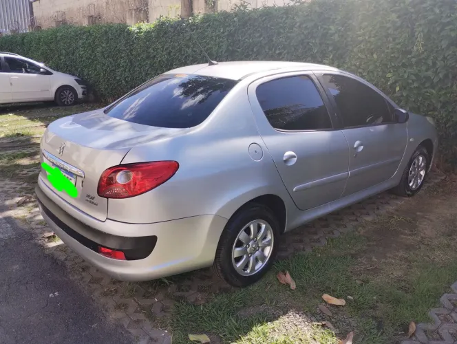 Peugeot 207 Sed. Passion XR Sport 1.4 Flex 8V 4P 2011
