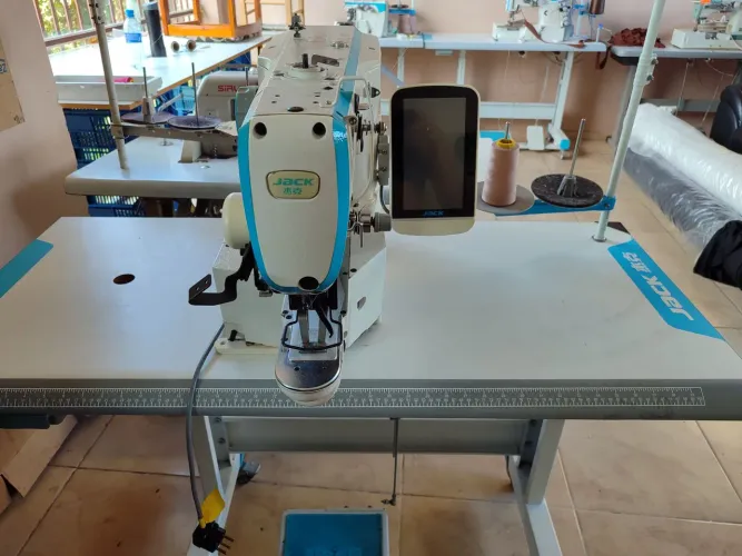 Máquinas atelier de costura 