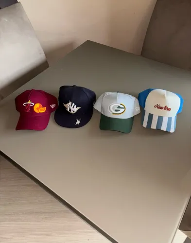Bonés New Era