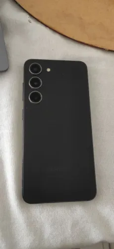 Samsung S23