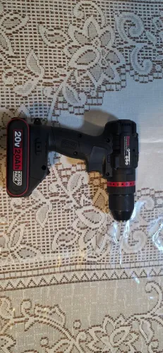 Furadeira parafusadeira a bateria Kress