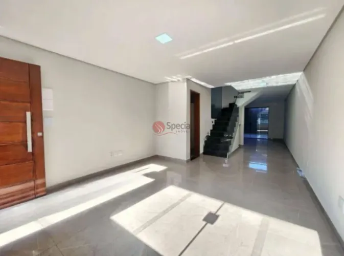 Sobrado com 3 quartos na Vila Carrão com 197 m².