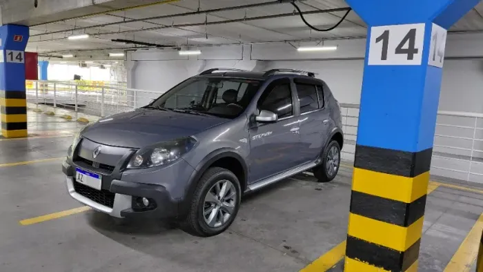 Renault Sandero Stepway Hi-flex 1.6 16V 5P Aut. 2013