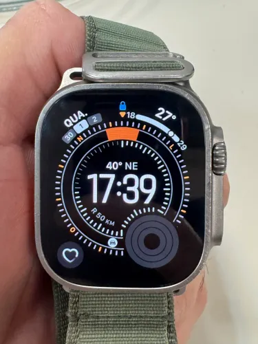 Apple Watch Ultra 2° Geração 49mm Titânio-Natural