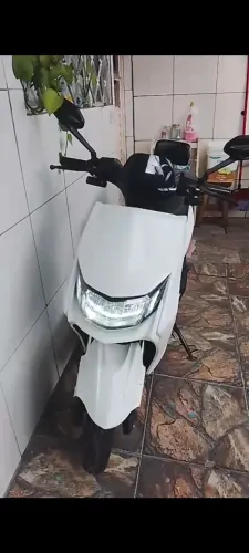Scooter Elétrica NXT e-Kay 2024 - Praticamente Zero (Apenas 36 km!)
