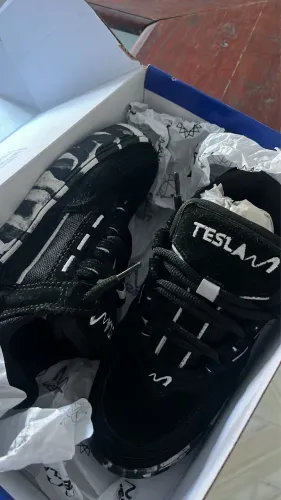 Tesla TAM38 (veste 37 tranquilo, modelo pequeno)