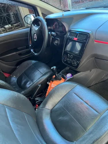 Troco por carro financiado automático