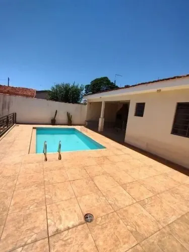Casa à venda | 3 Quartos | Suíte | Piscina | Vila Industrial | Bauru