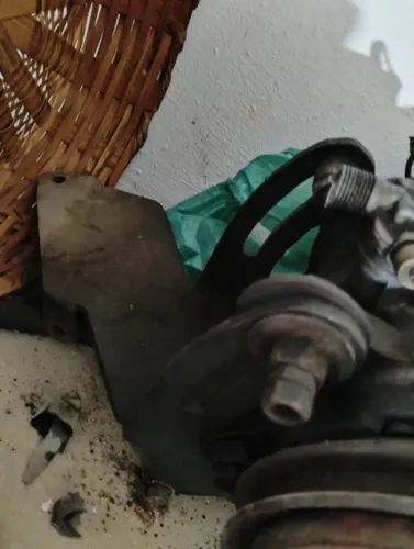 Suporte compressor ar condicionado motor MWM 229