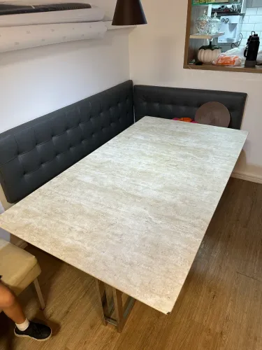 Linda Mesa de vidro com base em inox com madeira