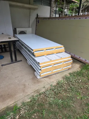Telhas Sanduíche Easyroof PIR 30 - Novas - 8 Unidades
