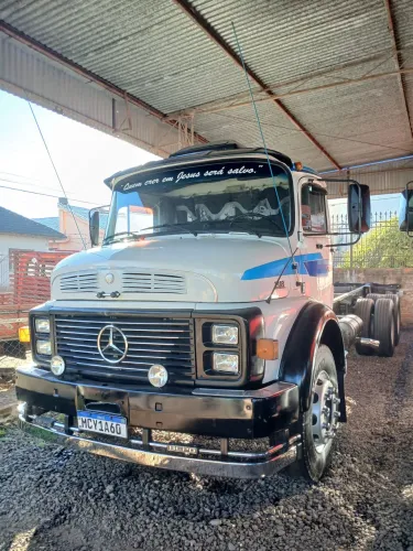 Mercedes Benz 1318 Truck no chassis