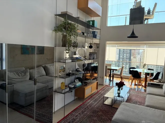Luxury Home Design - Apartamento Duplex com 2 Dormitórios, 2 Suítes, 3 Vagas e com 180M² e