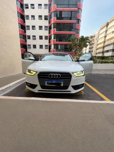 Audi A4 2.0 Avant 16V TFSI Quattro Stronic 2013