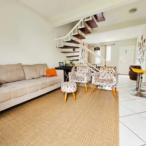OPORTUNIDADE: casa em Vila dos Pássaros- Morada de Laranjeiras!!