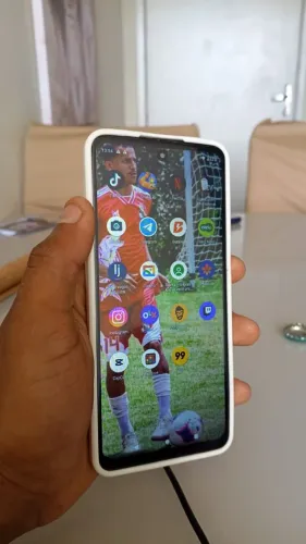 MOTOROLA E32 USADO